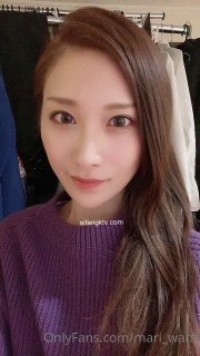 冷艳美女小姐姐开档黑丝揉穴自慰 ，抬起修长美腿掰穴揉搓 ，翘起屁股扭动诱惑 ，张开双腿抖动呻吟娇喘诱人